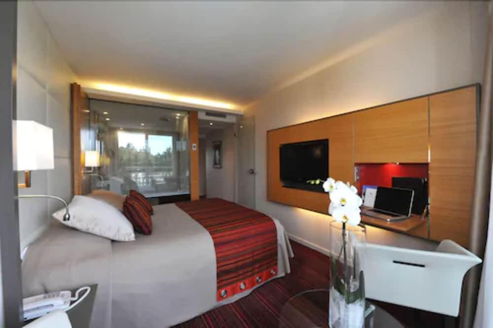 Le Churchill Hotel & Spa Carnac Esterno foto