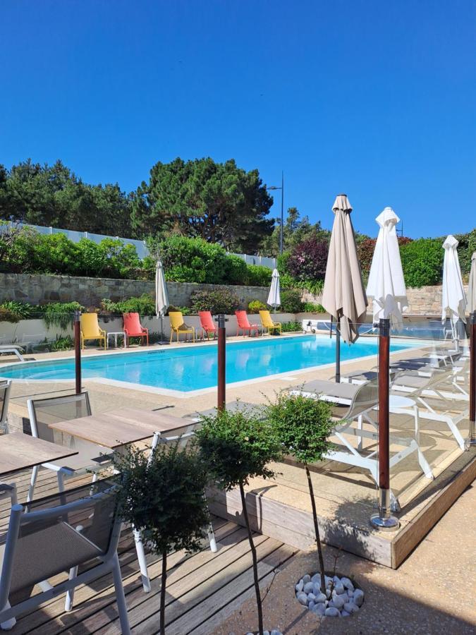 Le Churchill Hotel & Spa Carnac Esterno foto