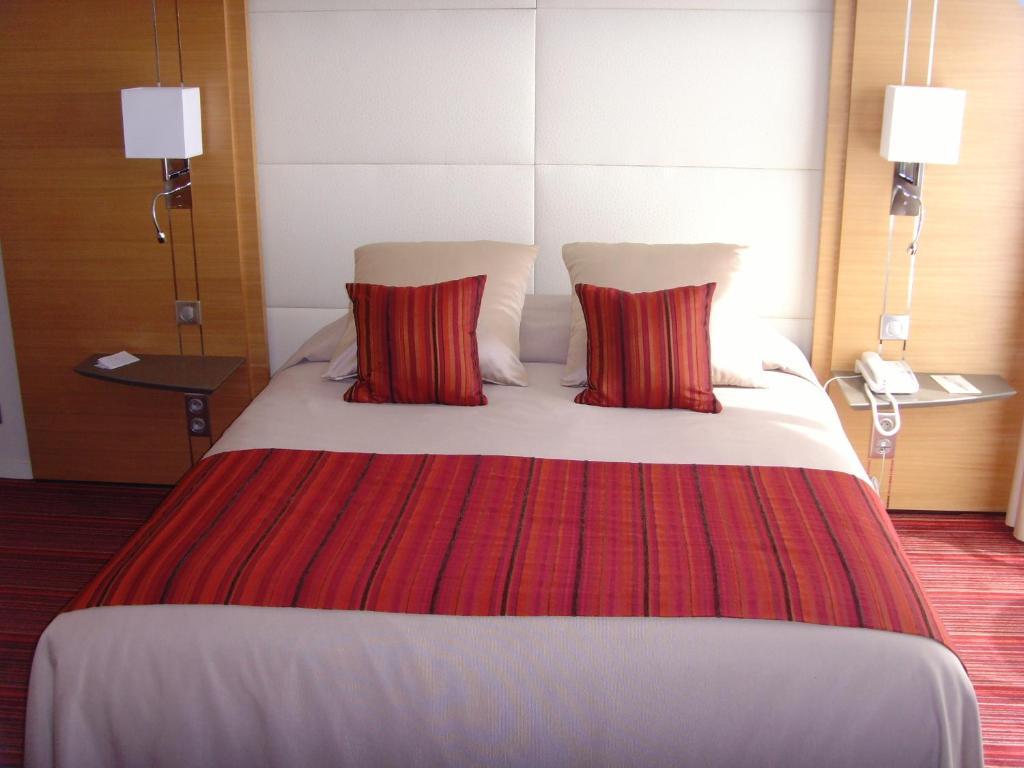 Le Churchill Hotel & Spa Carnac Esterno foto
